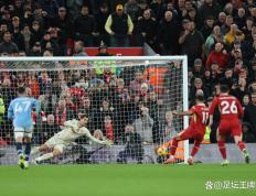 PG中国官网-埃弗顿客场击败狼队，重返前四
