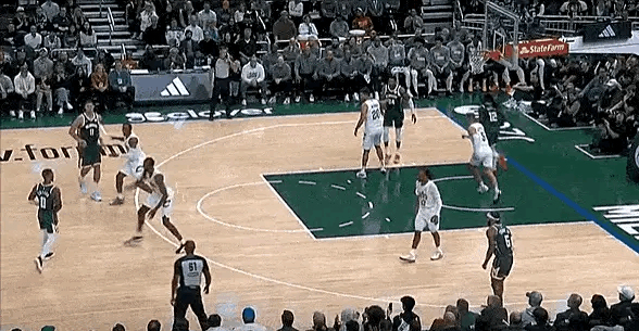 PG平台-骑士遭遇失利,惨遭雄鹿横扫